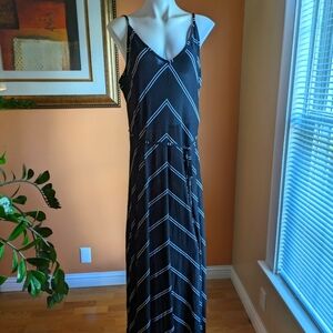 Loft Black/Whit Straps Maxi Dress Size 16 / XL